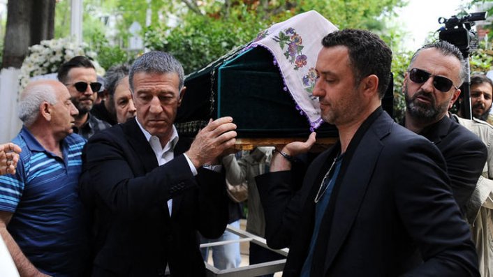 Ahmet Ağaoğlu&#039;nun acı günü