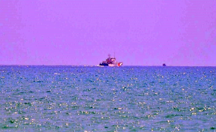 Antalya'da balıkçı teknesi alabora oldu, 3 kişi kurtarıldı