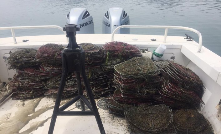 Eğirdir Gölü'nde kaçak avcılık denetimi: 150 metre ağ ve 300 kerevit sepeti ele geçirildi