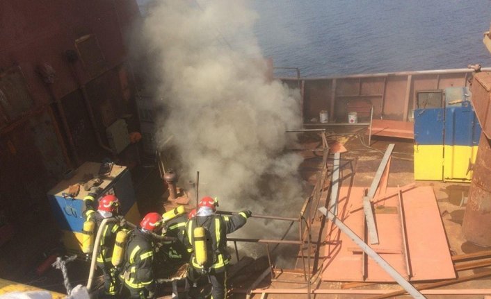 Poroşenko'nun tersanesi kundaklandı