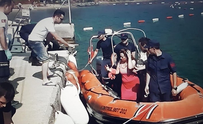 Akrep sokan kadının imdadına Sahil Güvenlik yetişti