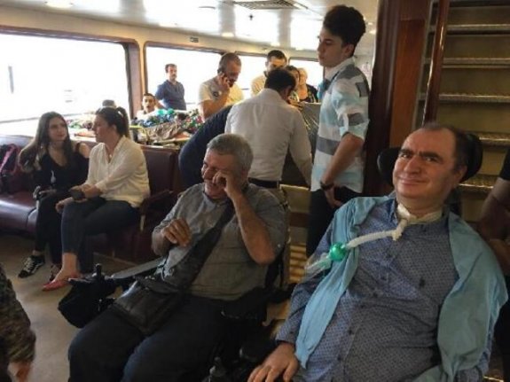 ALS hastalarına boğaz turu morali