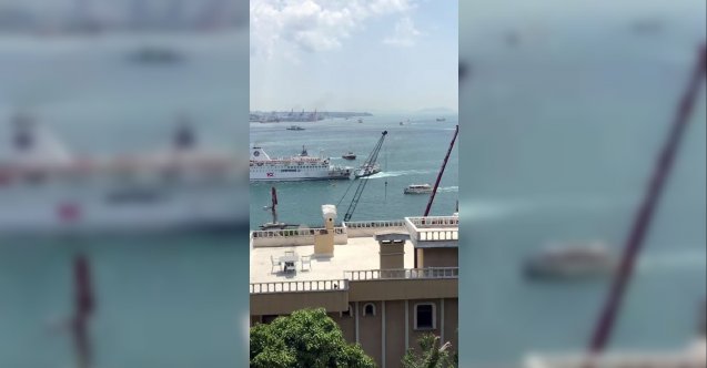 İstanbul Boğazı’nda üniversite gemisiyle şehir hatları vapurunda küçük çaplı temas yaşandı