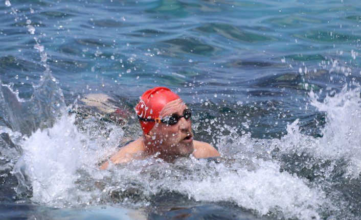 Kaş'ta Meis Açık Deniz Yüzme Yarışı yapıldı