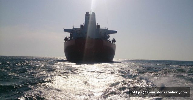 Gine Körfezi’nde 200 yolcusu bulunan feribot battı