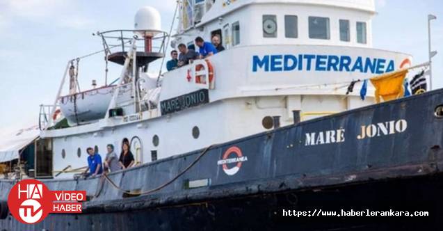 İtalyan STK gemisi Akdeniz'de beklemeye devam ediyor