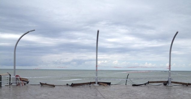 Tarihi Bulancak İskelesi’ni fırtına vurdu