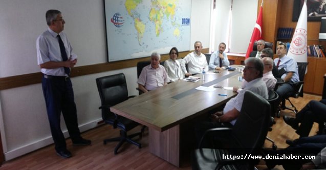 Deniz Ticareti Genel Müdülüğü&#039;nde bayrak geçişleri semineri düzenlendi