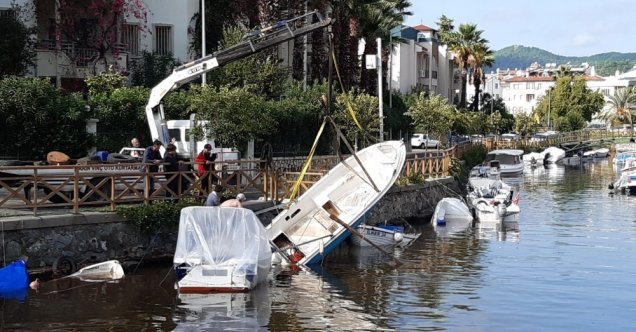 Marmaris’te sağnak yağışın neden olduğu yaralar sarılıyor