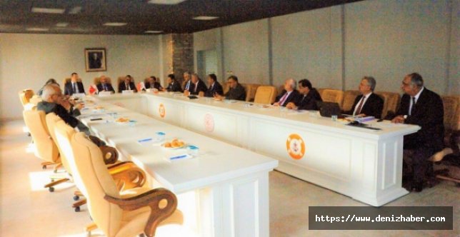 Türk Boğazları Deniz Trafik Düzeni Yönetmeliği ve Sektör Bilgilendirme Toplantısı yapıldı