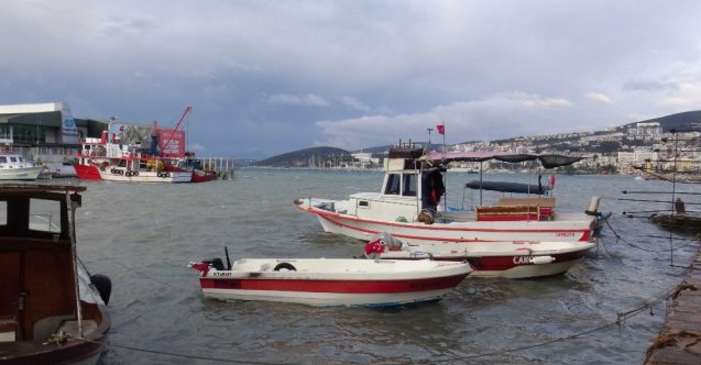 Kuşadası’nda fırtına