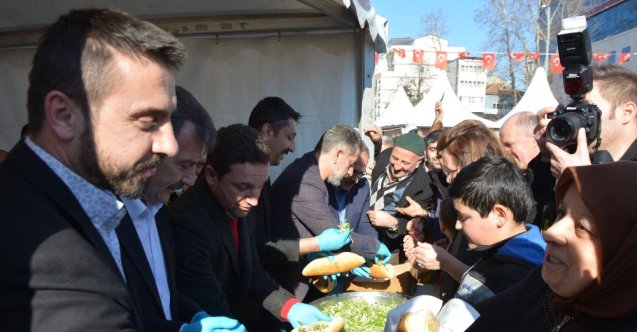 1 ton hamsi ücretsiz dağıtıldı