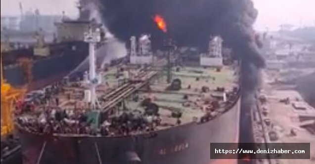 Aframax ham petrol tankeri patladı, büyük yangın çıktı! (VIDEO)
