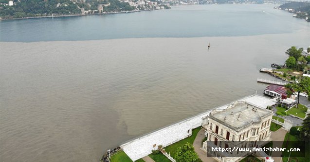 Sağanak yağış nedeniyle Küçüksu Deresinden boğaza çamur aktı