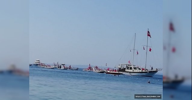 Avşa'da 30 Ağustos tekneler ile kortej eşliğinde kutlandı!