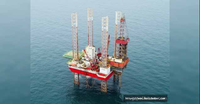 Dev petrol platformu İstanbul Boğazı’ndan geçiyor