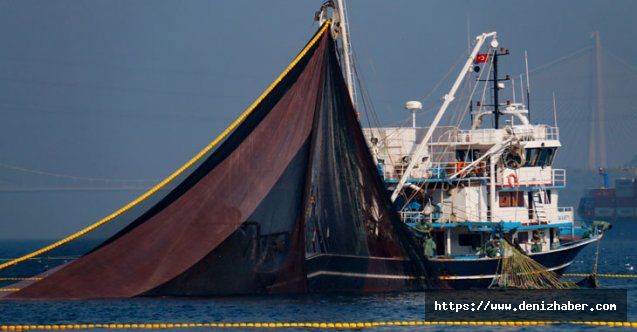 Sinop’ta balıkçılar olumsuz hava koşulları nedeniyle denize açılamadı.