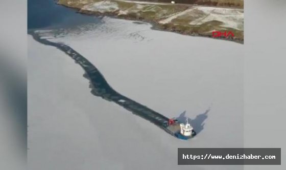 Buza saplanan gemi böyle kurtarıldı