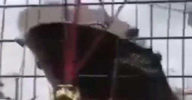 Kontrolden çıkan tanker iskeleye bodoslama girdi: Faciadan dönüldü (Video)