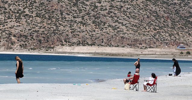 Mars&#039;ı andıran Salda Gölü dikkatleri yeniden üzerine çekti!