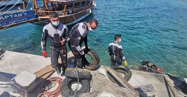 Kuşadası&#039;nda dalgıçların denizden çıkardıkları şaşırttı!