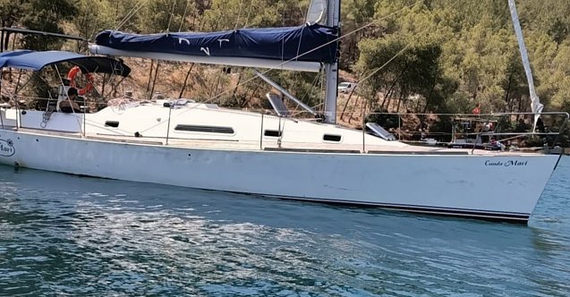 Lüks tekne ile kaçarken yakalandılar!