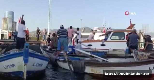 Sahil Güvenlik botu ile çarpışan tekne battı...Panik anları cep telefonu kamerasında