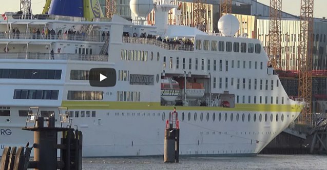 465 yolculu cruise gemisi Hamburg'da rıhtıma bodoslama girdi! (Video)