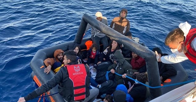 Bodrum ilçesinde iki ayrı olayda 44 düzensiz göçmen kurtarıldı!