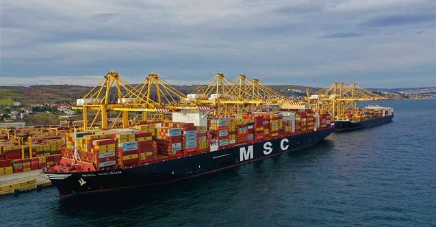 4 futbol sahası büyüklüğündeki konteyner gemisi Tekirdağ&#039;a yanaştı!