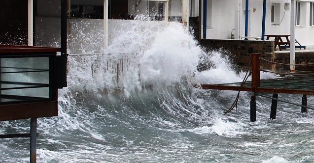 Denizcilere uyarı: Güney Ege Denizi&#039;nde fırtına