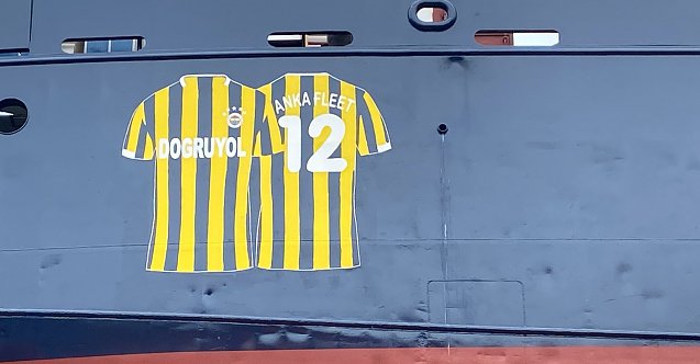 Fenerbahçe'nin 'efsane çubuklu' forması dünya denizlerine açılacak 