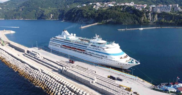 Amasra’da ikinci kez kruvaziyer heyecanı yaşandı