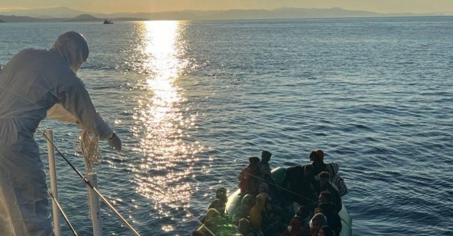 Ayvalık açıklarında 42 düzensiz göçmen yakalandı