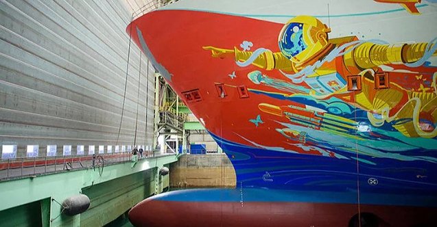 Dünyanın en büyük yolcu gemisi, sahipleri iflas edince suya inmeden hurdaya çıktı!