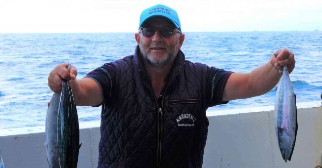 Ordulu balıkçıların yüzü palamut ile gülüyor