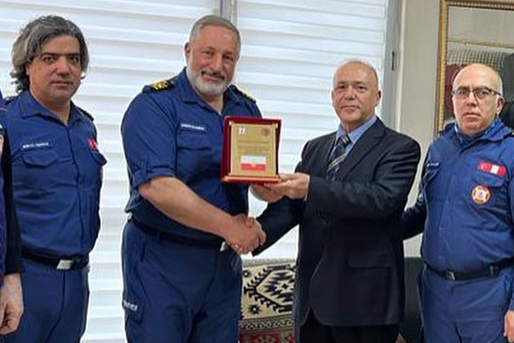 İTÜ DF (YDO-GV-85) mezunu  Dr. Kaptan Ali Cömert emekli oldu