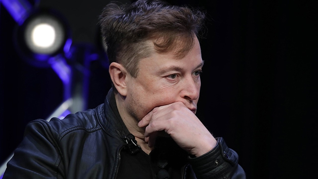 Elon Musk, &quot;dünyanın en zengini&quot; unvanını geri aldı