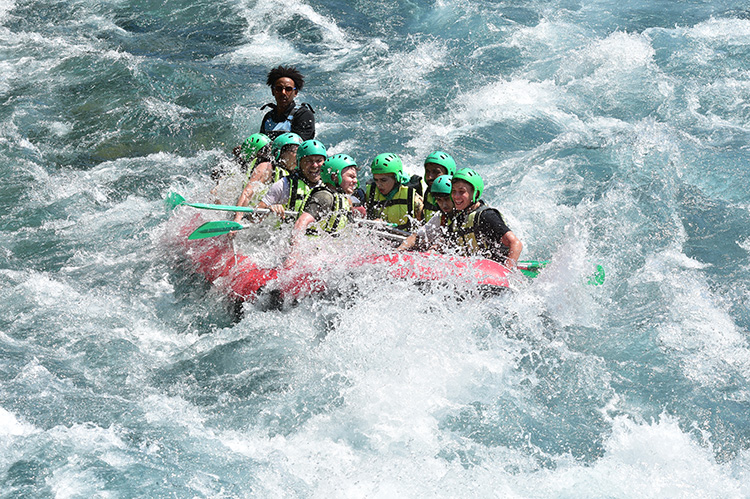 Köprüçay'da rafting heyecanı