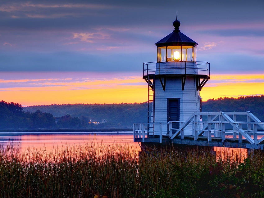 Deniz Fenerinin Platformu Çöktü; 11 Yaralı