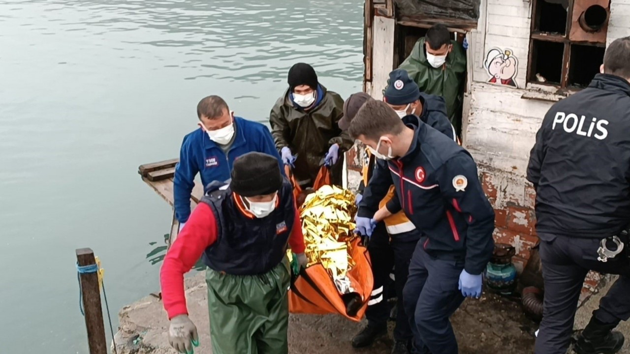 Balıkçı kulübesinde çıkan yangında ağır yaralan şahıs hayatını kaybetti