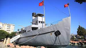 Edremitli gençler Nusret mayın gemisi ile tarihi bir seyri sefer yapacak