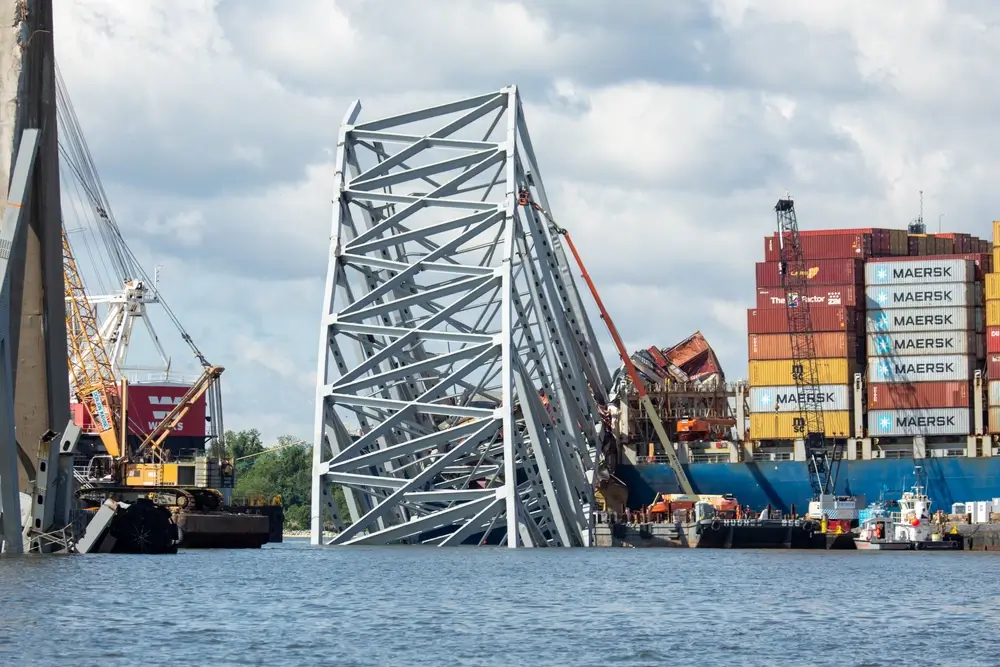 Baltimore Köprüsü'nün Son Bölümü Patlayıcılarla Kaldırıldı 1