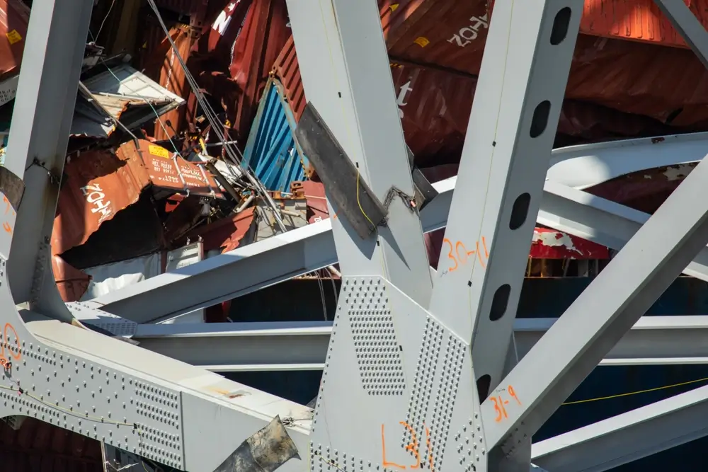 Baltimore Köprüsü'nün Son Bölümü Patlayıcılarla Kaldırıldı2