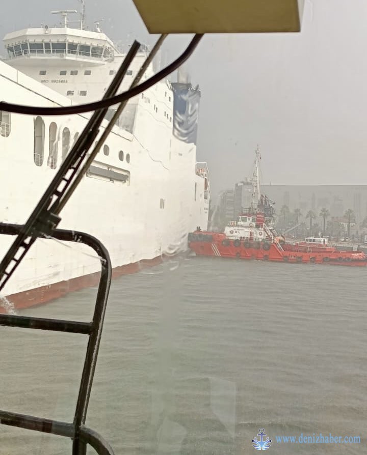 İzmir Alsancak Limanına bağlı geminin fırtınada halatları koptu