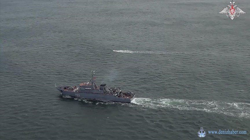 Rus Donanması 300 gemi ve 20 bin personelle tatbikatlara başladı