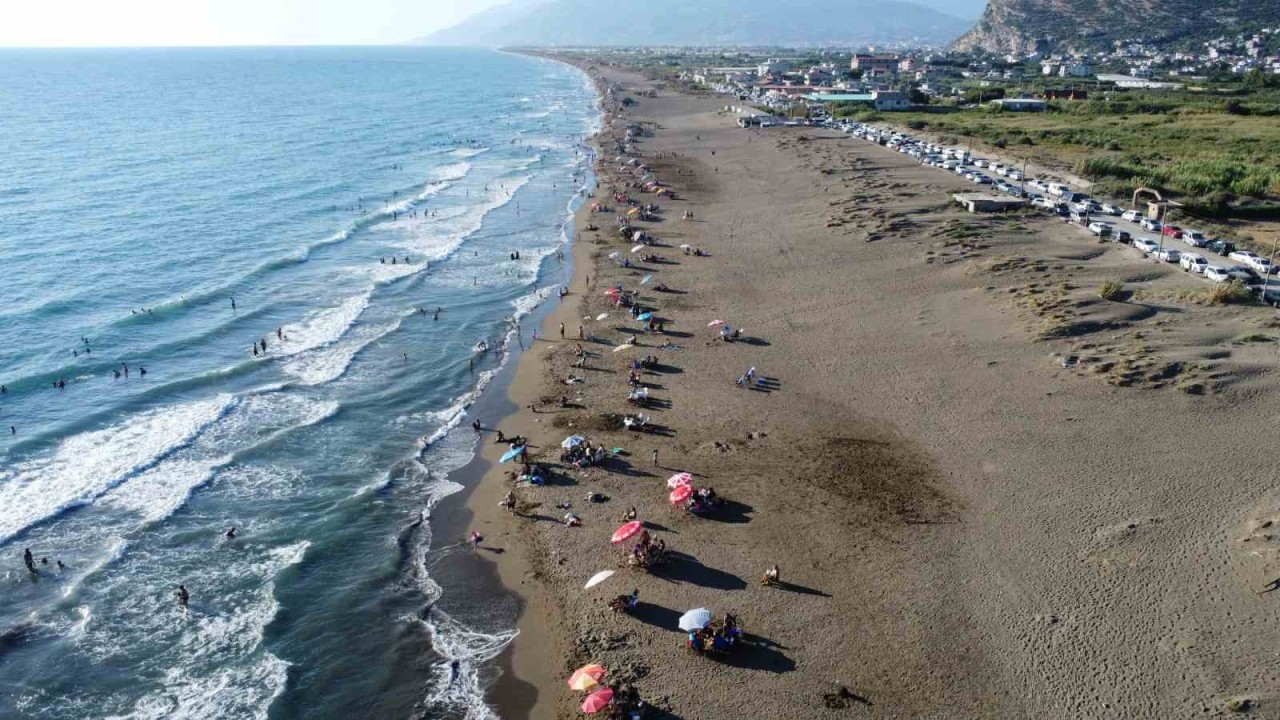 Denizde serinlemek isteyenleri bekleyen gizli tehlike ‘rip akıntısı’