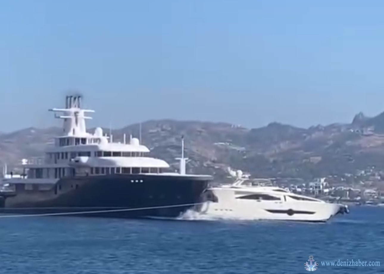 Milyon dolarlık mega yat, motor yatı ezip geçti (video)