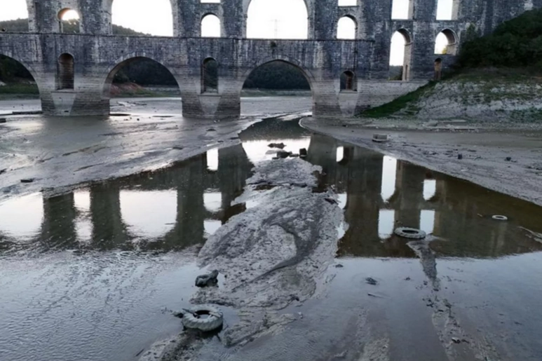 İstanbul&#039;un barajları alarm veriyor!