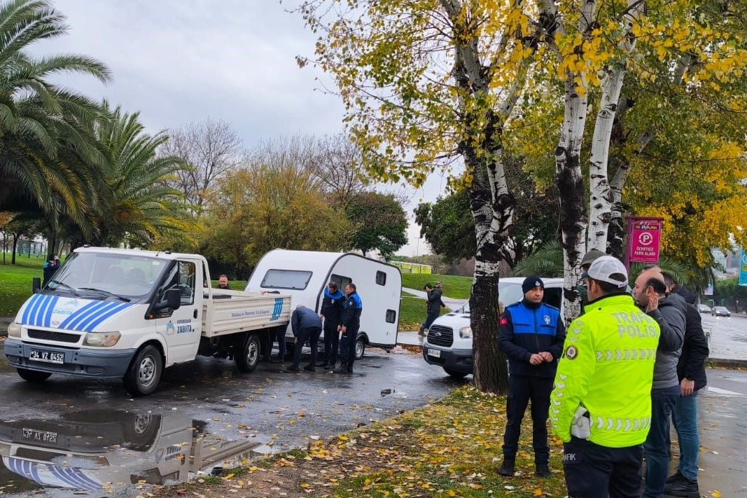 İstanbul&#039;da işgalci karavanlara müdahale